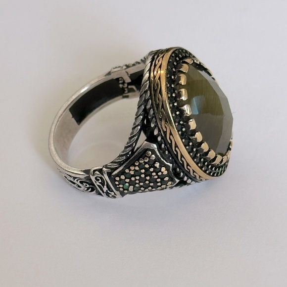 925 Sterling silver green ring